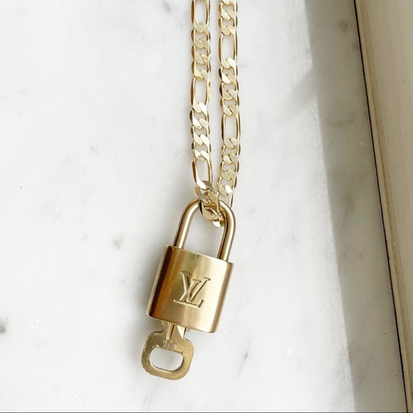Louis Vuitton 14k Padlock & Key Necklace Set - Picture 6 of 8